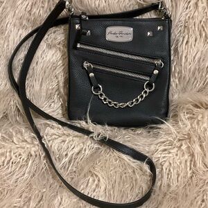 Harley-Davidson Blk Leather Crossbody with Chain & Decorative Stud Detail